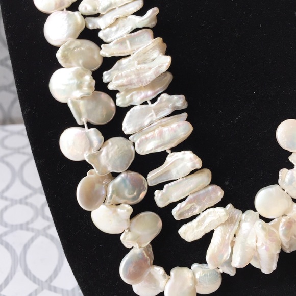 Natural Baroque Pearl Necklace - Picture 2 of 4
